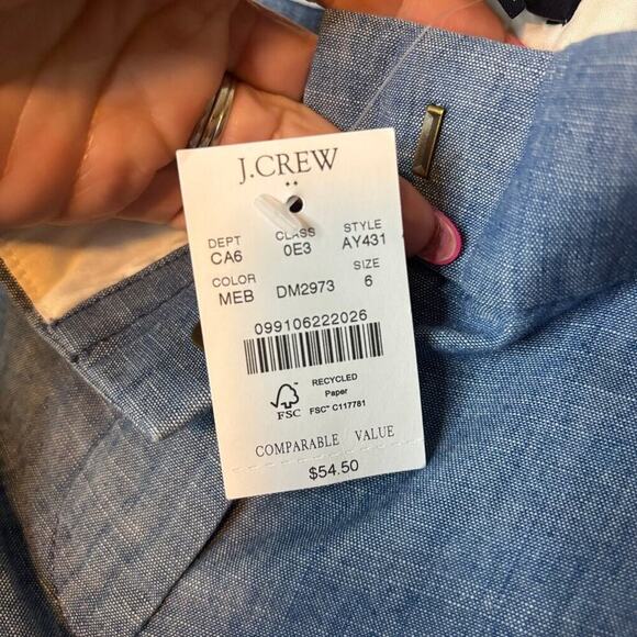 J.Crew Factory 5” Classic Chambray Shorts Blue Cotton NWT Size 6 - Picture 8 of 8